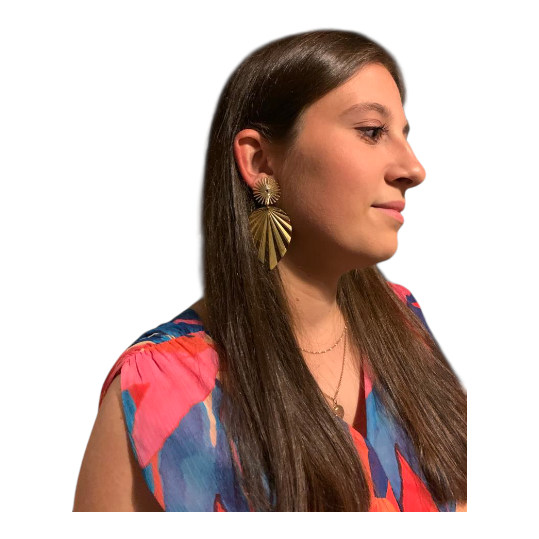 Augustine, les grandes boucles d'oreilles puces et feuilles dorées or fin