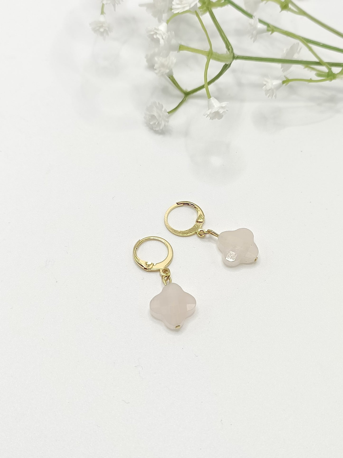 Boucles d'oreilles dormeuses 24 carats et pierres naturelles, aventurine rose