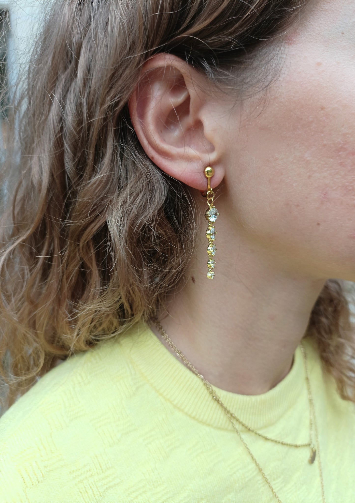 Cyriane, les boucles d'oreilles clips 18K et zircons cubiques