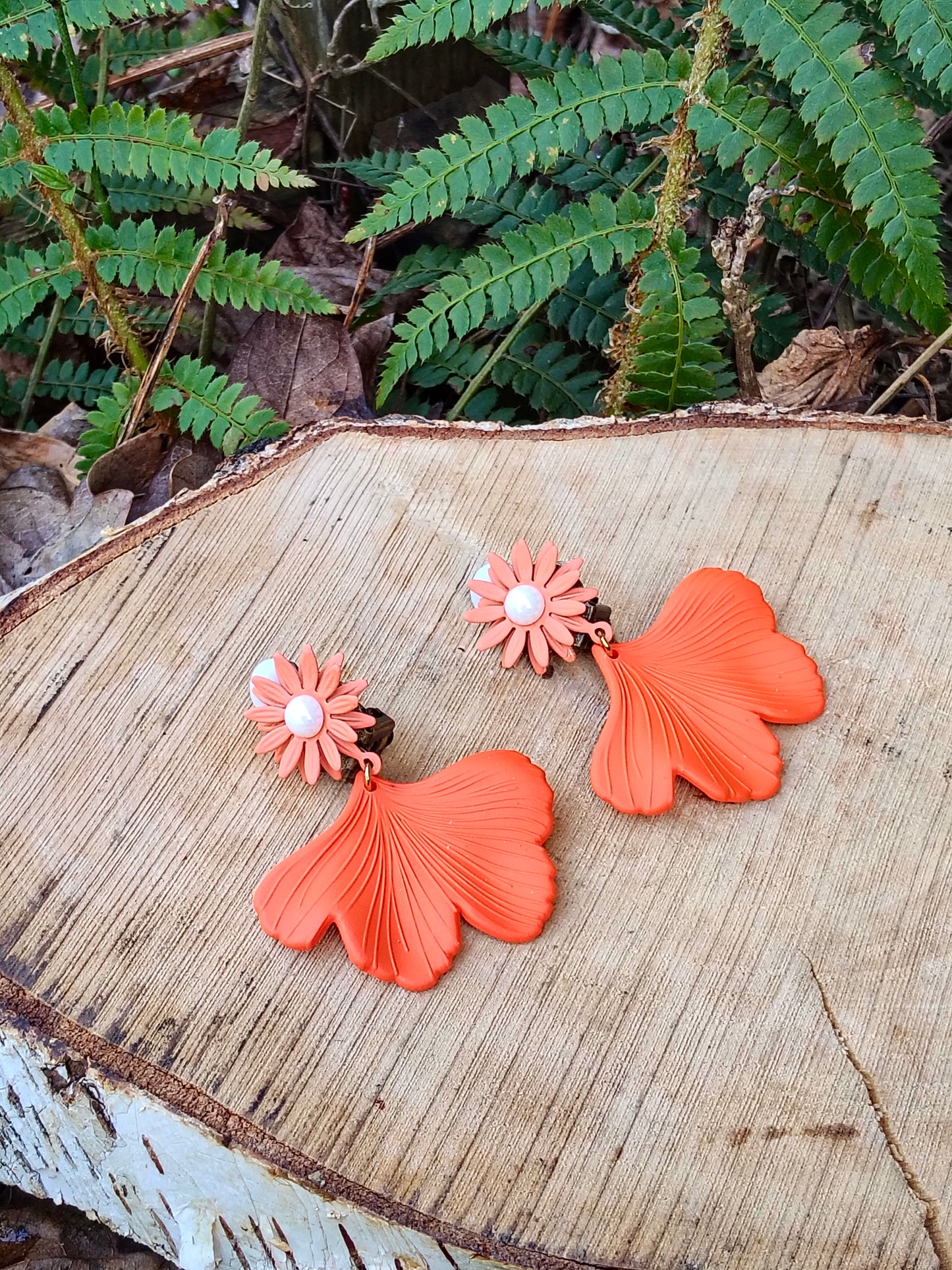 Boucles d'oreilles clips Gingko oranges