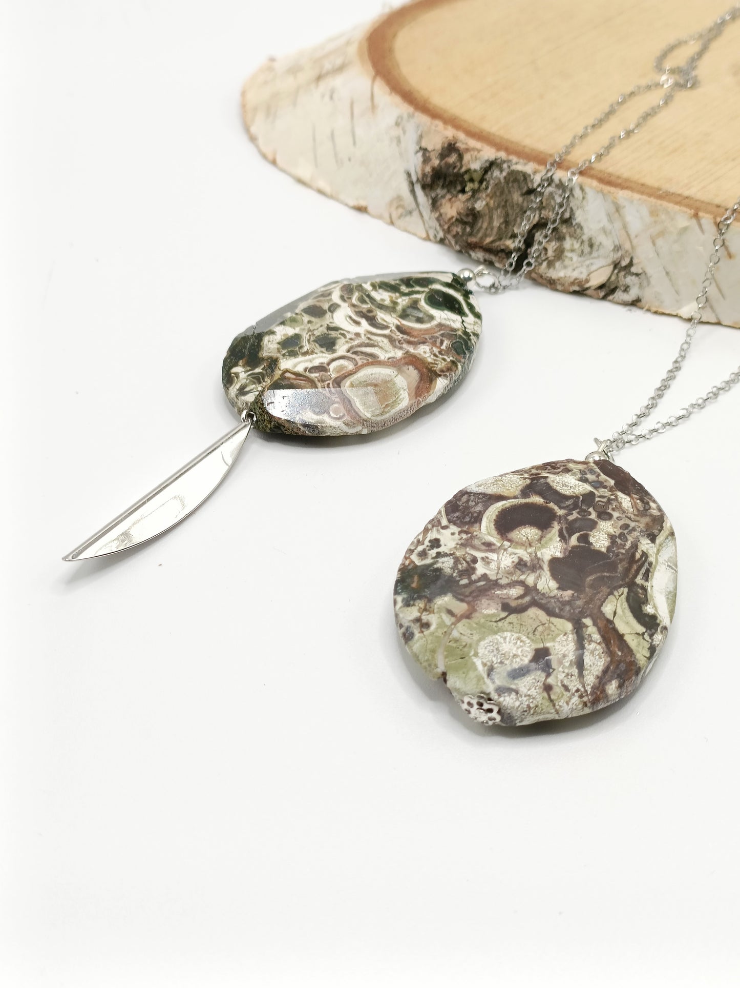 sautoirs argentés et pierres naturelles, rhyolite chinoise