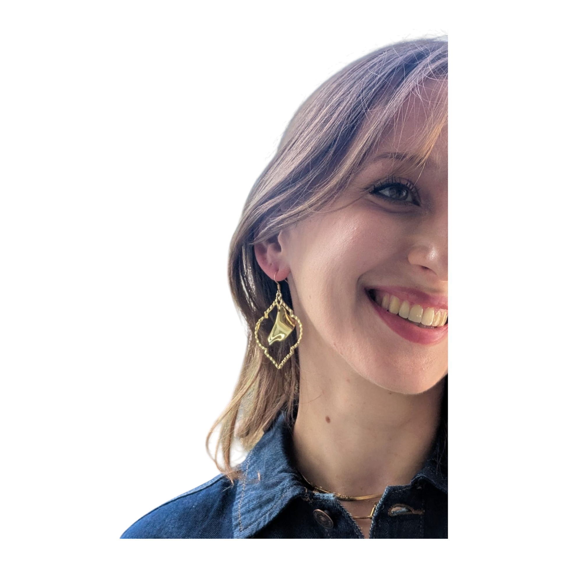 Anastasia, les grandes boucles d'oreilles et pétales dorés or fin, crochets ou clips