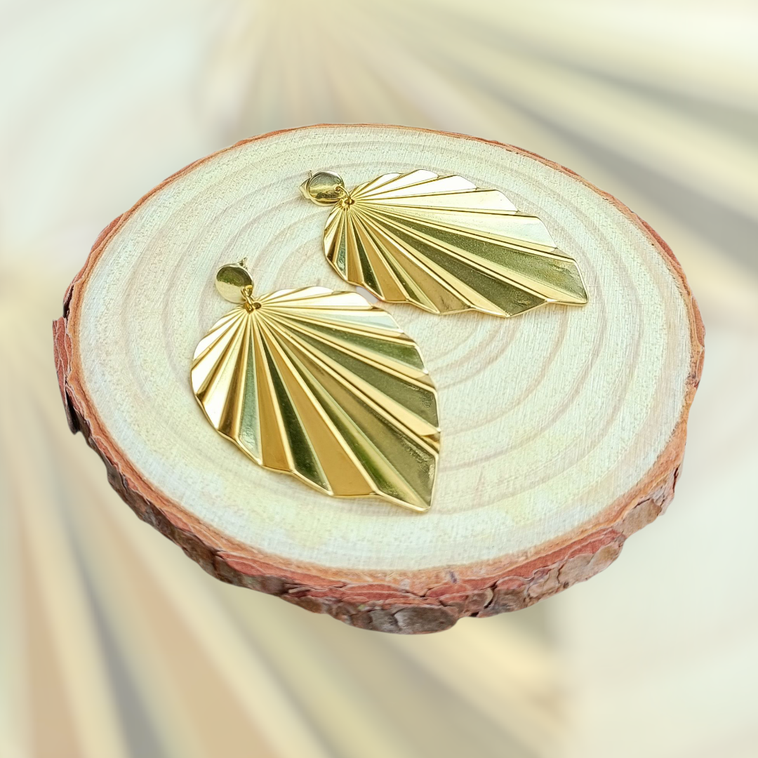 Augustine, les grandes boucles d'oreilles puces et feuilles striées dorées or fin