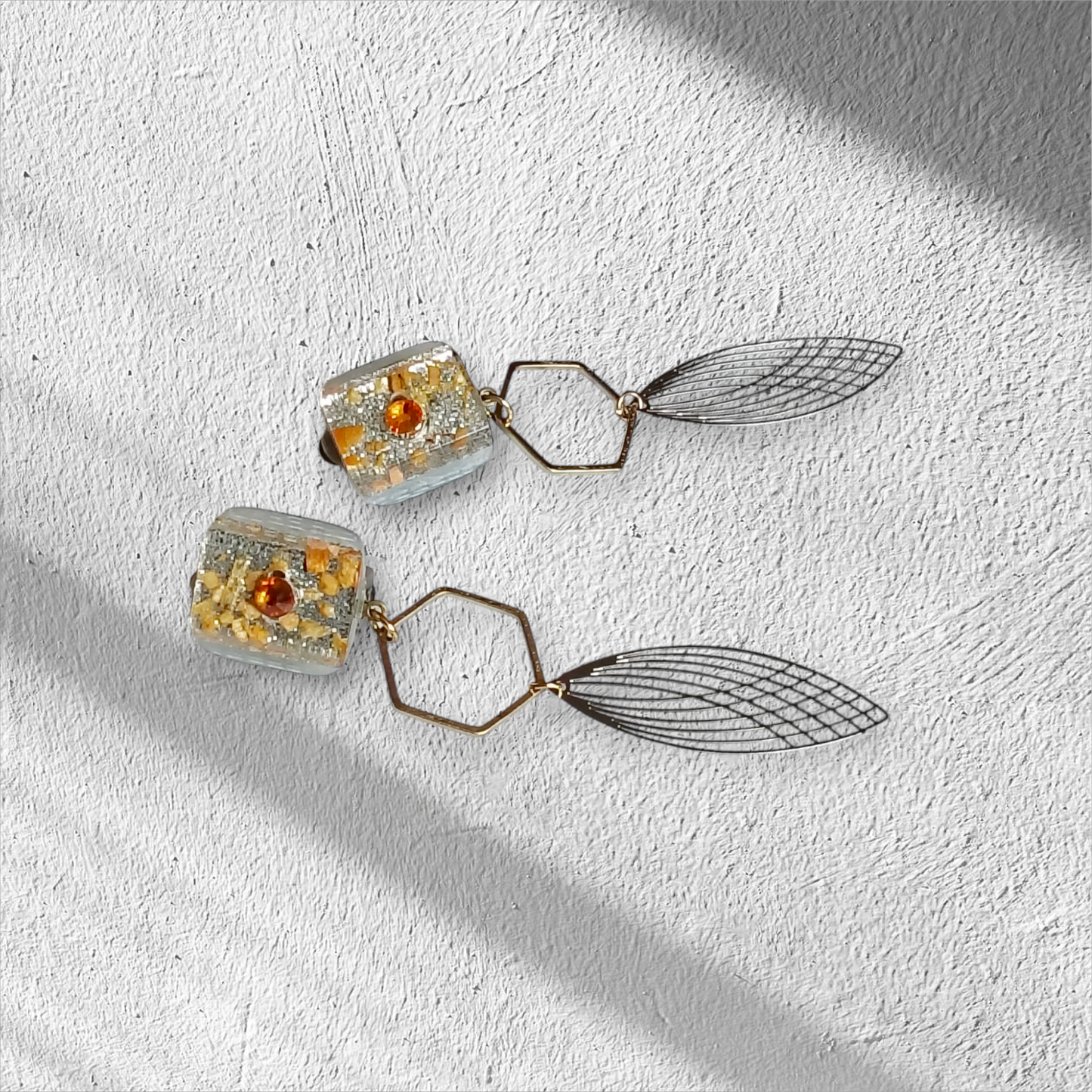 Boucles d'oreilles clips dorées et argentées