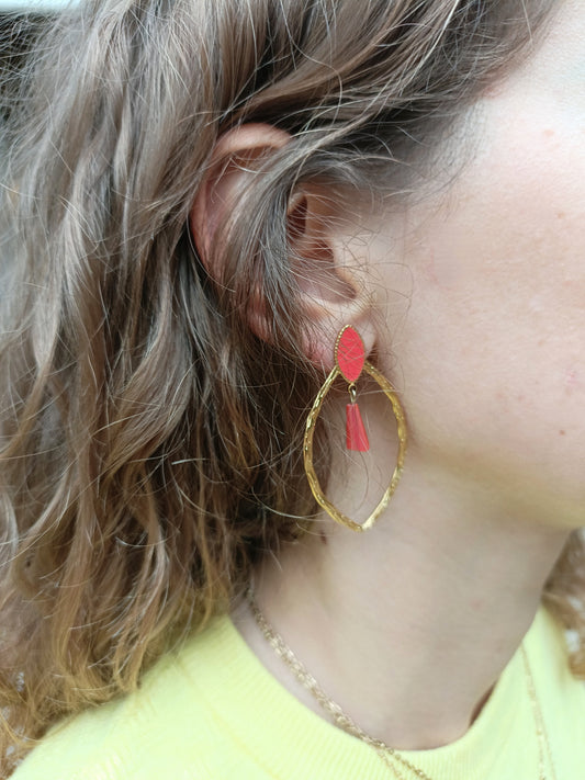 Boucles d'oreilles puces dorées et rouges