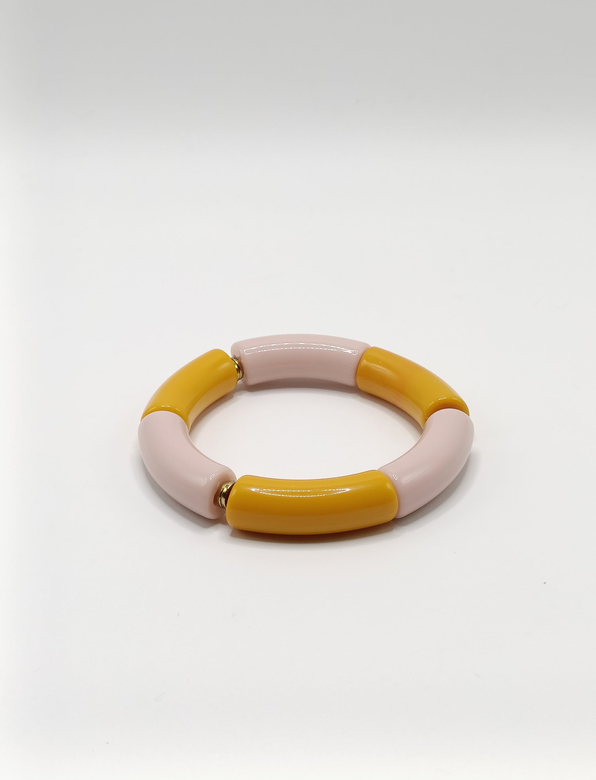 Bracelet tubes XL élastiqué, tubes acryliques moutarde et rose pâle parme