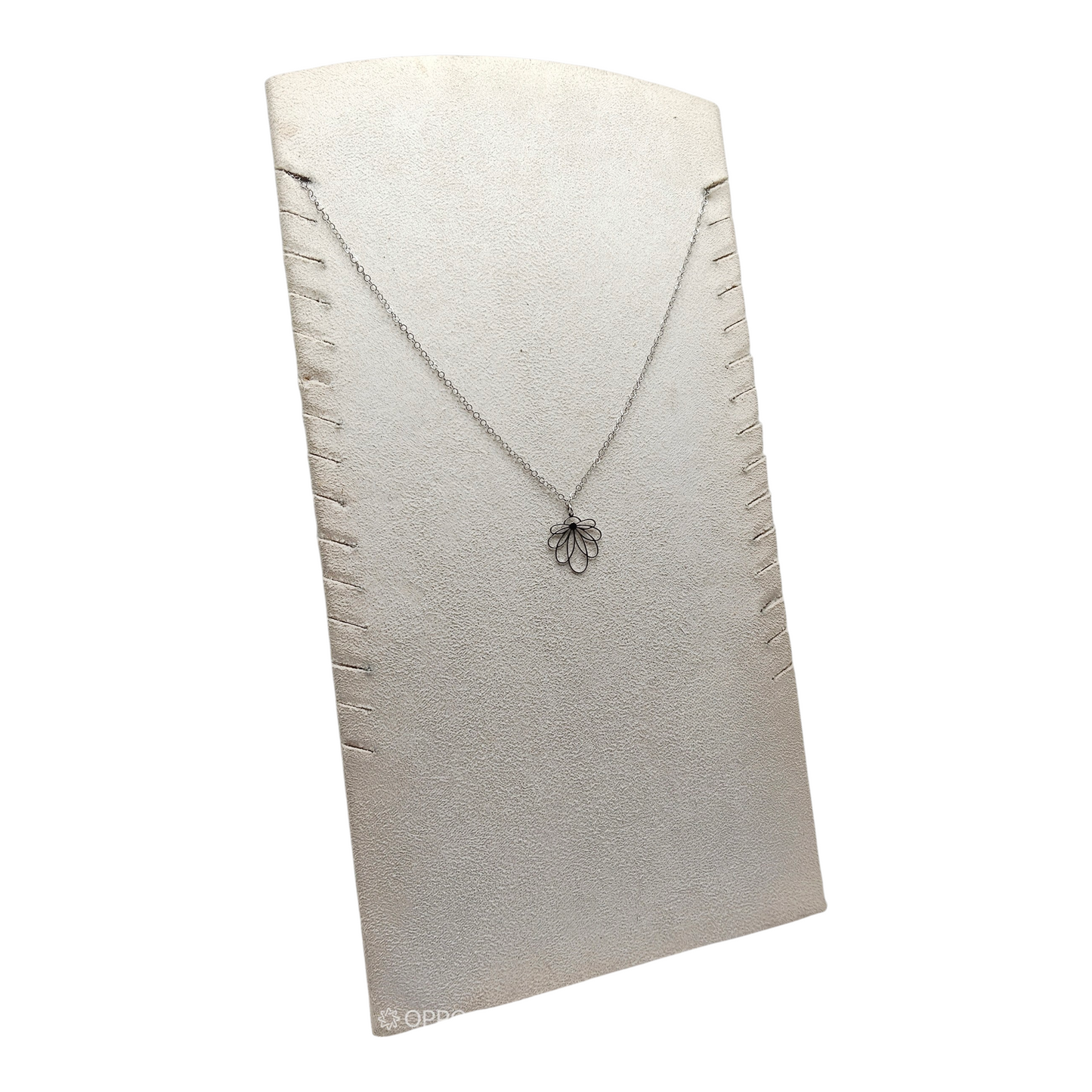 Collier fin argenté en acier inoxydable et motif floral