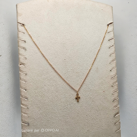 collier court fin doré et petite croix, l'ensemble en acier inoxydable