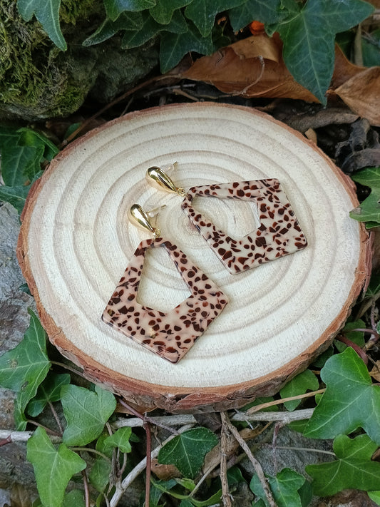 Maelle, les boucles d'oreilles léopard puces dorées or fin ou clips
