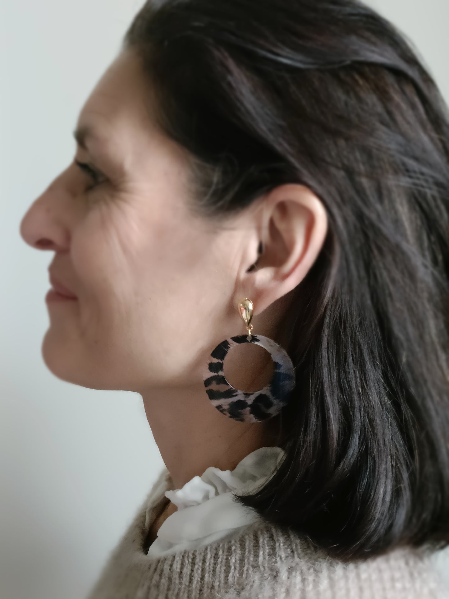 Marietta, les grandes boucles d'oreilles léopard style créoles