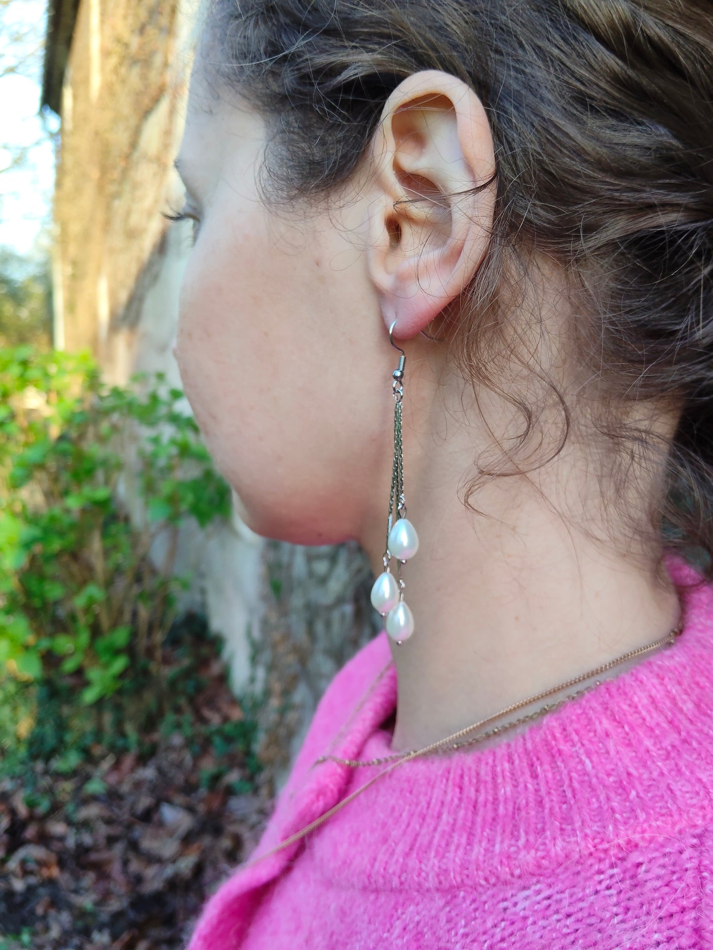 Palmyre, les boucles d'oreilles argentées et perles