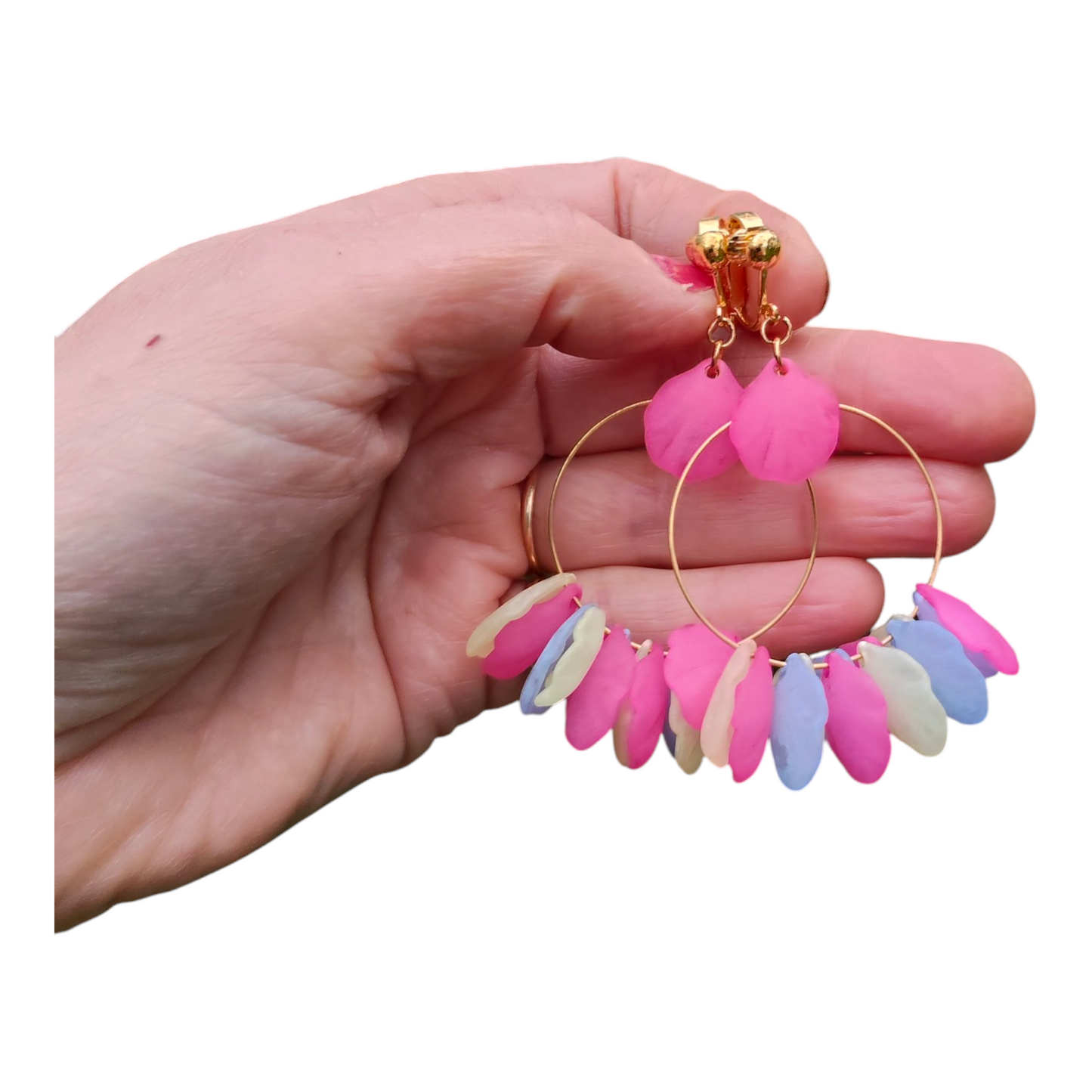 Paola, les boucles d'oreilles pétales colorés, différents modèles, crochets ou clips
