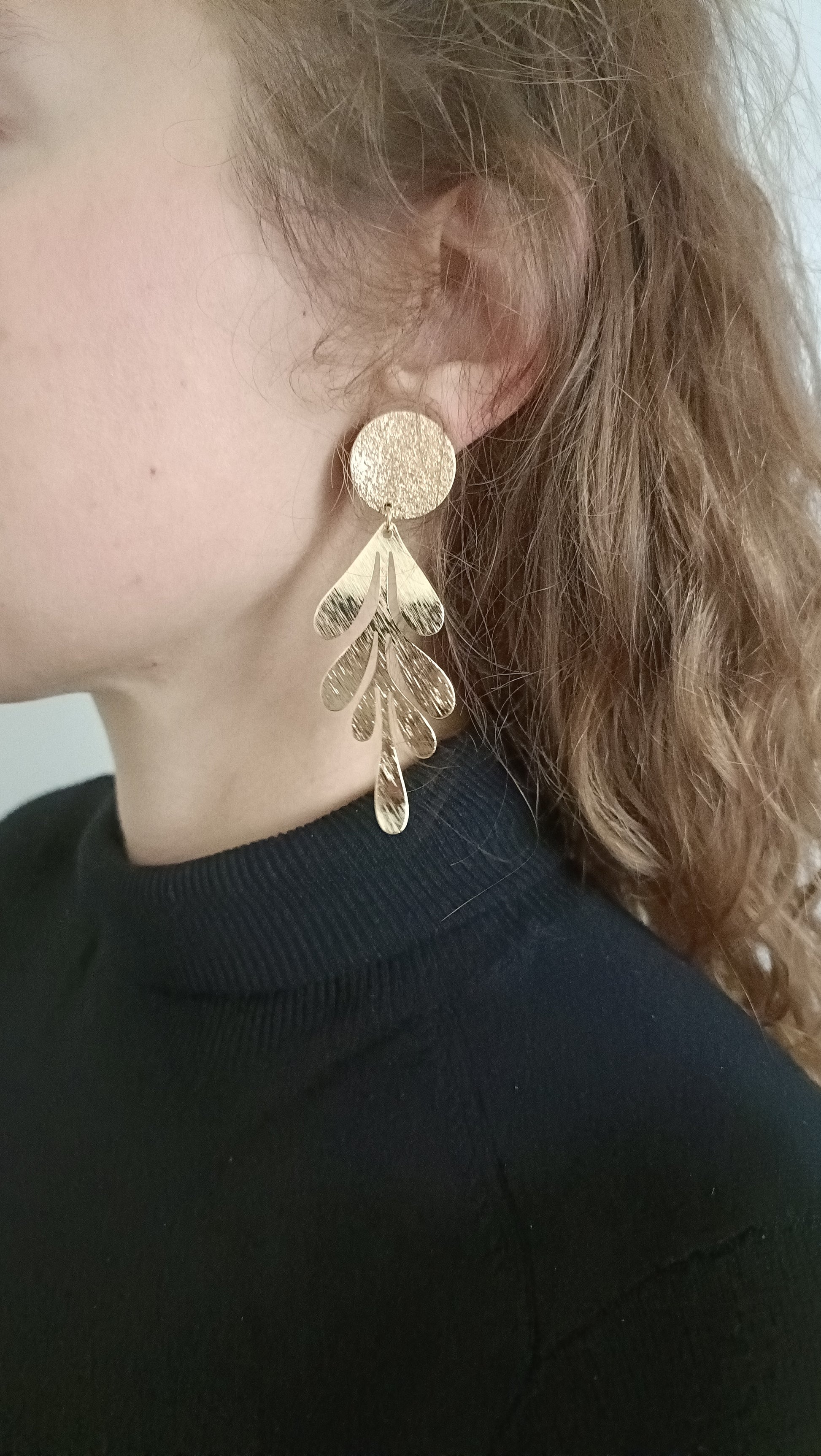 Les Philippine, boucles d'oreilles clips, grandes feuilles dorées 18K
