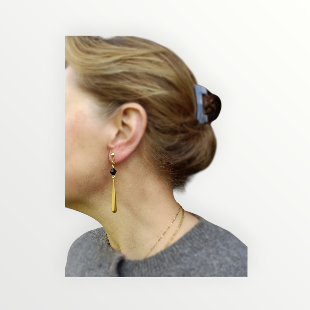 Sabine, les longues boucles d'oreilles gouttes dorées or fin